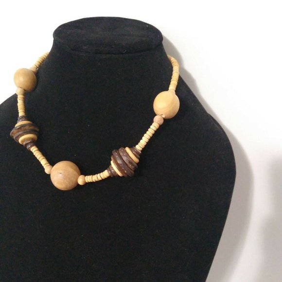 Vintage Wood Big Bead Choker Necklace Primitive Primal Statement Brown 18" - Picture 3 of 4